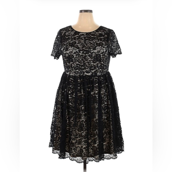 torrid Dresses & Skirts - ✨Torrid Cocktail Dress